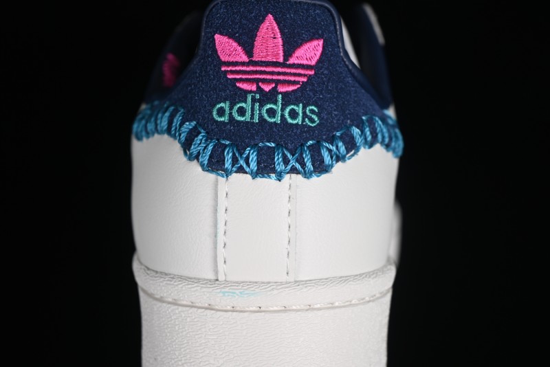 Adidas Originals Superstar Casual Sneakers with Shell Toe Design - ID1139
