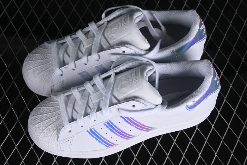 Adidas Superstar FV3139 Casual Sneakers with Shell Toe - FV3139