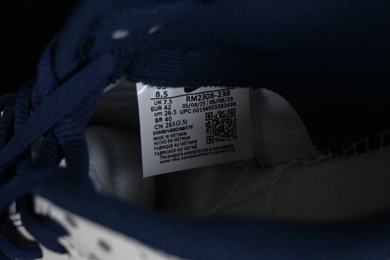 Supreme x Nike SB Dunk Low Deep Blue Colorway Low-Top Casual Skate Shoes - RM2308-238
