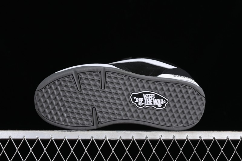 Vans Rowley XLT Series Cushioned Wear-Resistant Retro Skate Shoes - VN000CTMBA2