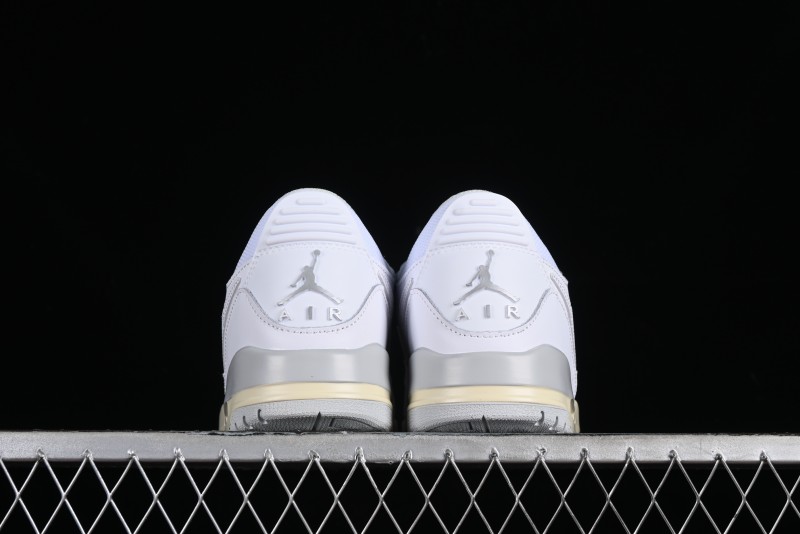 Nike Air Jordan Legacy 312 Low Basketball Shoes with Velcro Strap - HJ9199-111