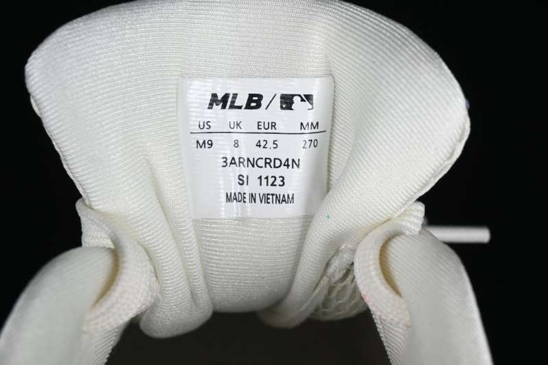 New York Yankees MLB Chunky Runner Denim Monogram Lightweight Casual Sneakers - 3ARNCRD4N50BLS