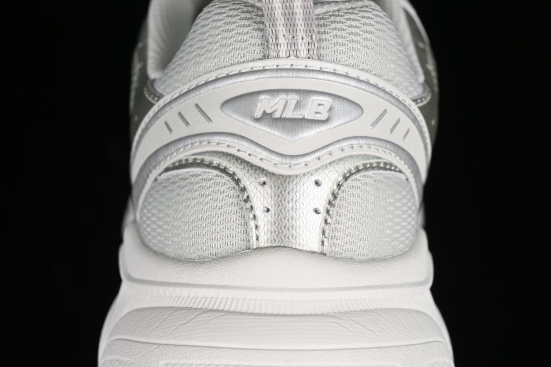 New York Yankees MLB ACE Runner Lightweight Casual Sneakers - 3ARNACE4N50IVS