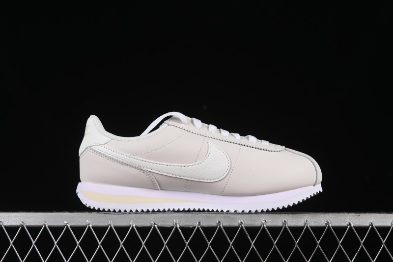 Nike Classic Cortez Leather Retro Running Shoes - DN1791-002
