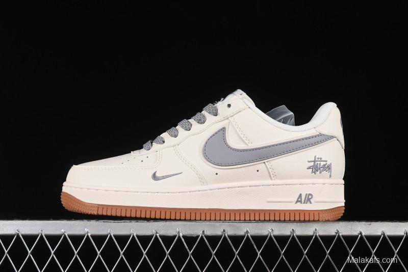 Nike Air Force 1 '07 Low Stussy Collaboration - Light Bone Gum Sole Casual Sneakers - XZ5688-003