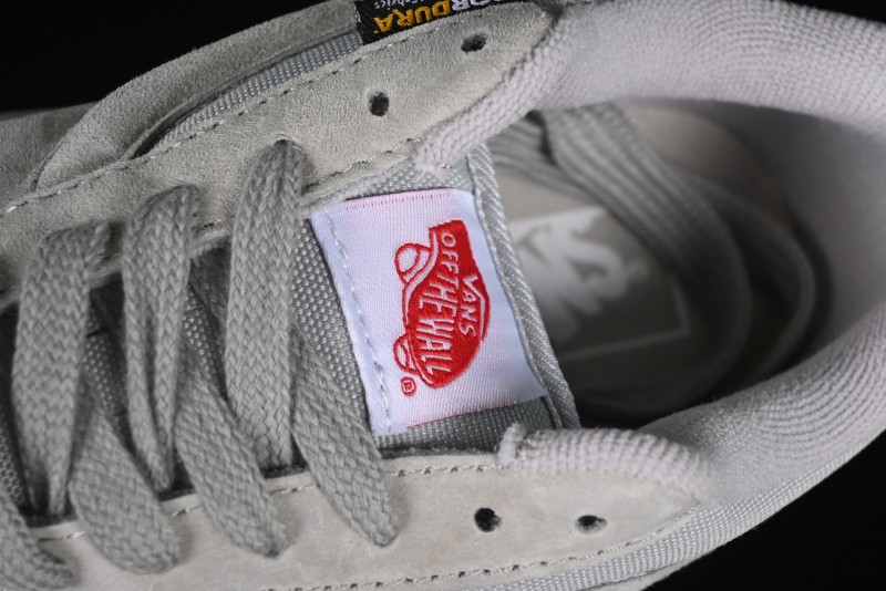 Vans Knu Skool Low Top Retro Casual Vulcanized Sneakers in Grey - VN000CRPBXC