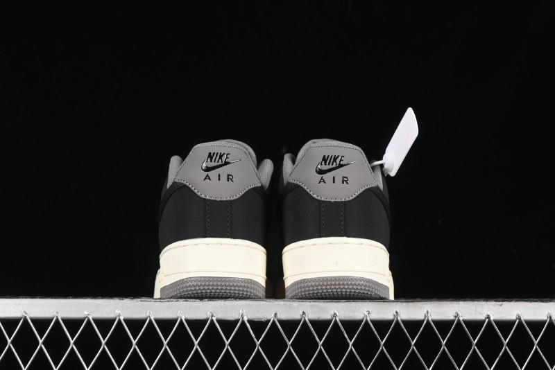 Nike Air Force 1 '07 Low Casual Sneakers with Full-Length Air Cushion - FZ5225-001