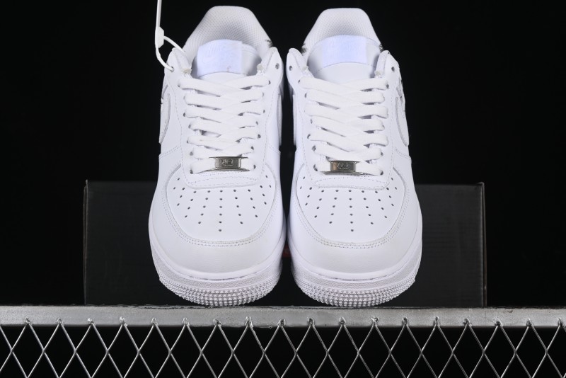 Comme des Garcons Shirt x Supreme x Nike Air Force 1 '07 Low Top Casual Sneakers - 923044-100