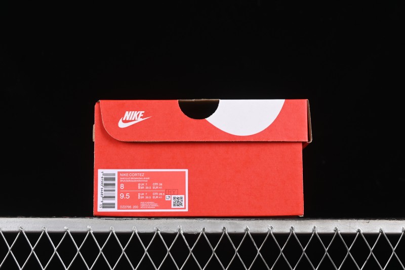 Nike Classic Cortez Leather Retro Running Shoes - DZ2795-200