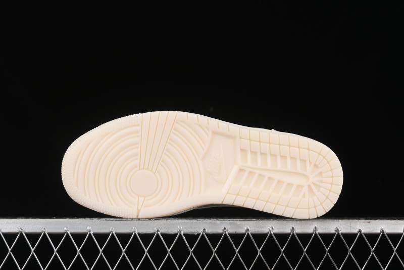Nike Travis Scott x Fragment Design x Air Jordan 1 Low OG SP AJ1 Burberry Collaboration - BB6588-313