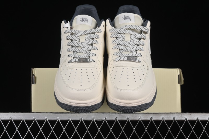 Nike Air Force 1 '07 Low Stussy Collaboration - Light Grey Double Swoosh Casual Sneakers - XZ6188-012