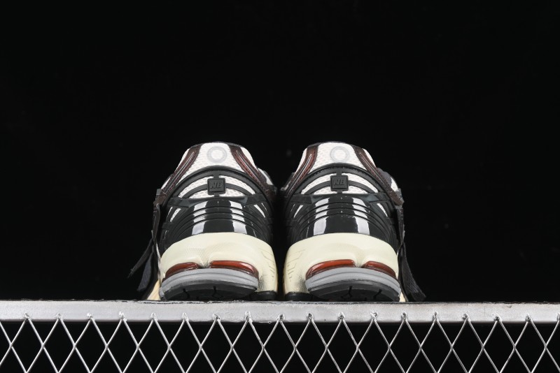 New Balance 1906 Series Retro Dad Style Casual Running Shoes - M1906AR