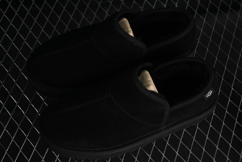 UGG LE FU Low Top Slip-On Lifestyle Casual Shoes - 1131616