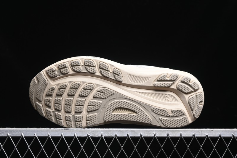 Asics Gel-Kayano 31 Running Shoes with GEL Cushioning and FLYTEFOAM BLAST Technology - 1011B995-200