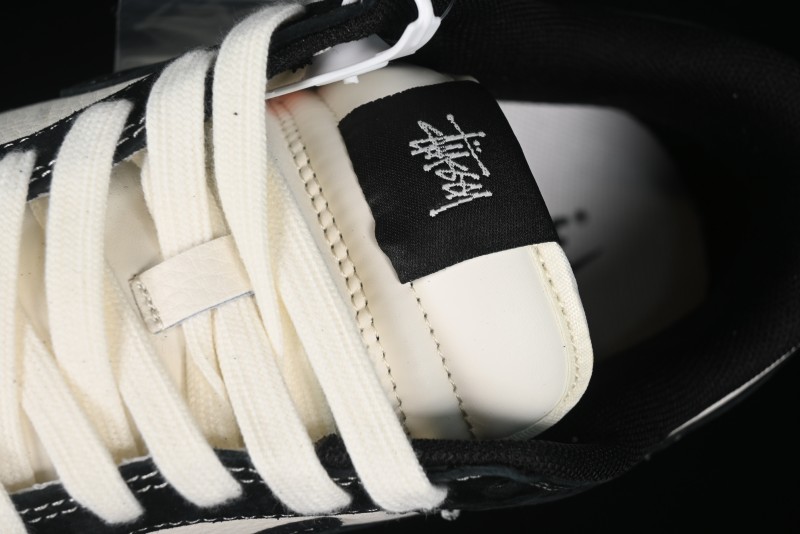 Nike SB Dunk Low Stussy Collaboration - Embroidered Black Swoosh Anniversary Custom Low-Top Casual Sneakers - MM1089-034
