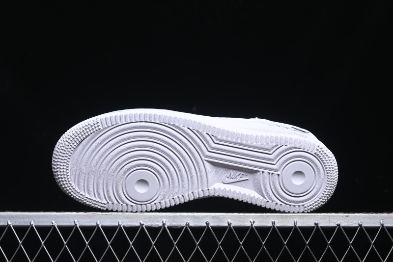Nike Air Force 1 '07 Low Lace-Up Casual Sneakers with Full-Length Air Cushion - ZH0316-049