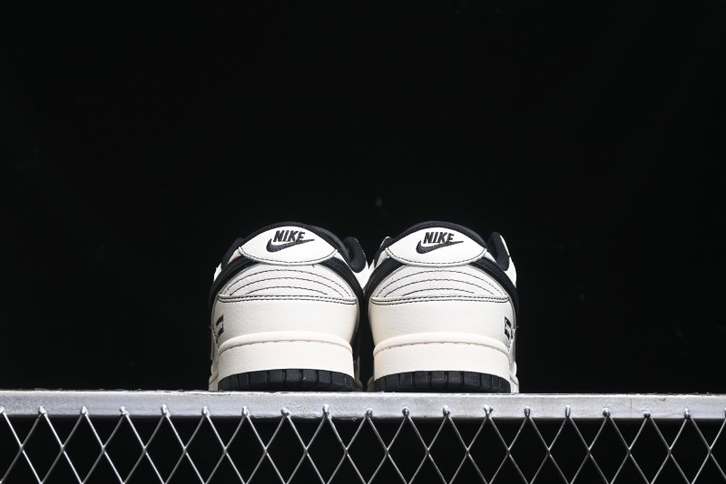 Nike SB Dunk Low Supreme Collaboration - Black Stitch Mini Swoosh Custom Low-Top Casual Skate Shoes - XX3186-302