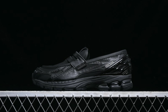 New Balance 1906 Series Loafers Casual Shoes with T-Beam Outsole and Exposed Cushioning - U1906LCD