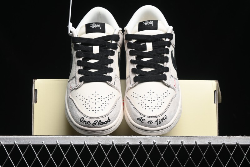 Nike SB Dunk Low Stussy Collaboration - Embroidered Black Swoosh Anniversary High-End Custom Low-Top Casual Sneakers - MM1089-031
