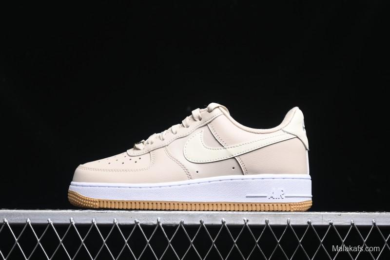 Nike Air Force 1 '07 Low Top Sneakers with Full-Grain Leather and Air Cushion - DD8959-111