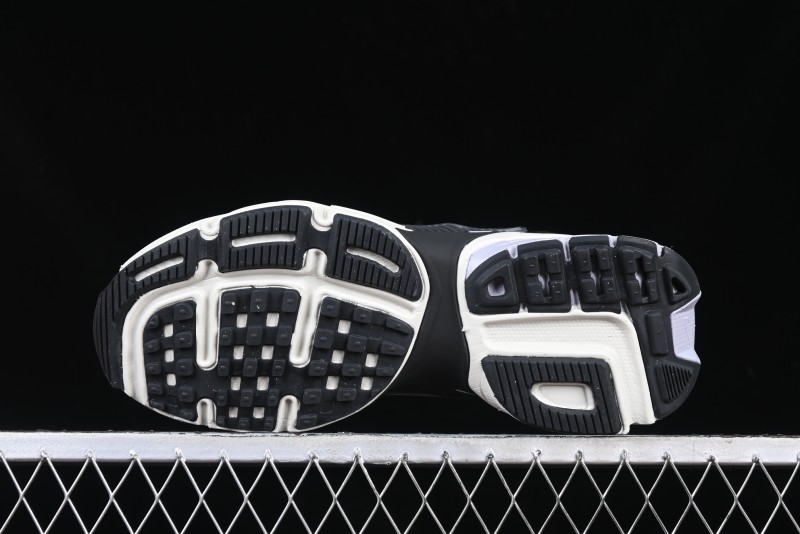 Nike Runtekk V2K Retro Low-Top Running Shoes with Cushlon Midsole and Anti-Slip Design - HJ4497-400