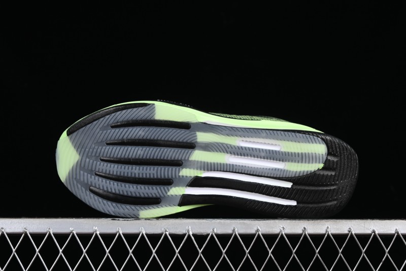 Adidas Supernova Rise M TE1688 Lightweight Running Shoes with Dreamstrike+ Midsole