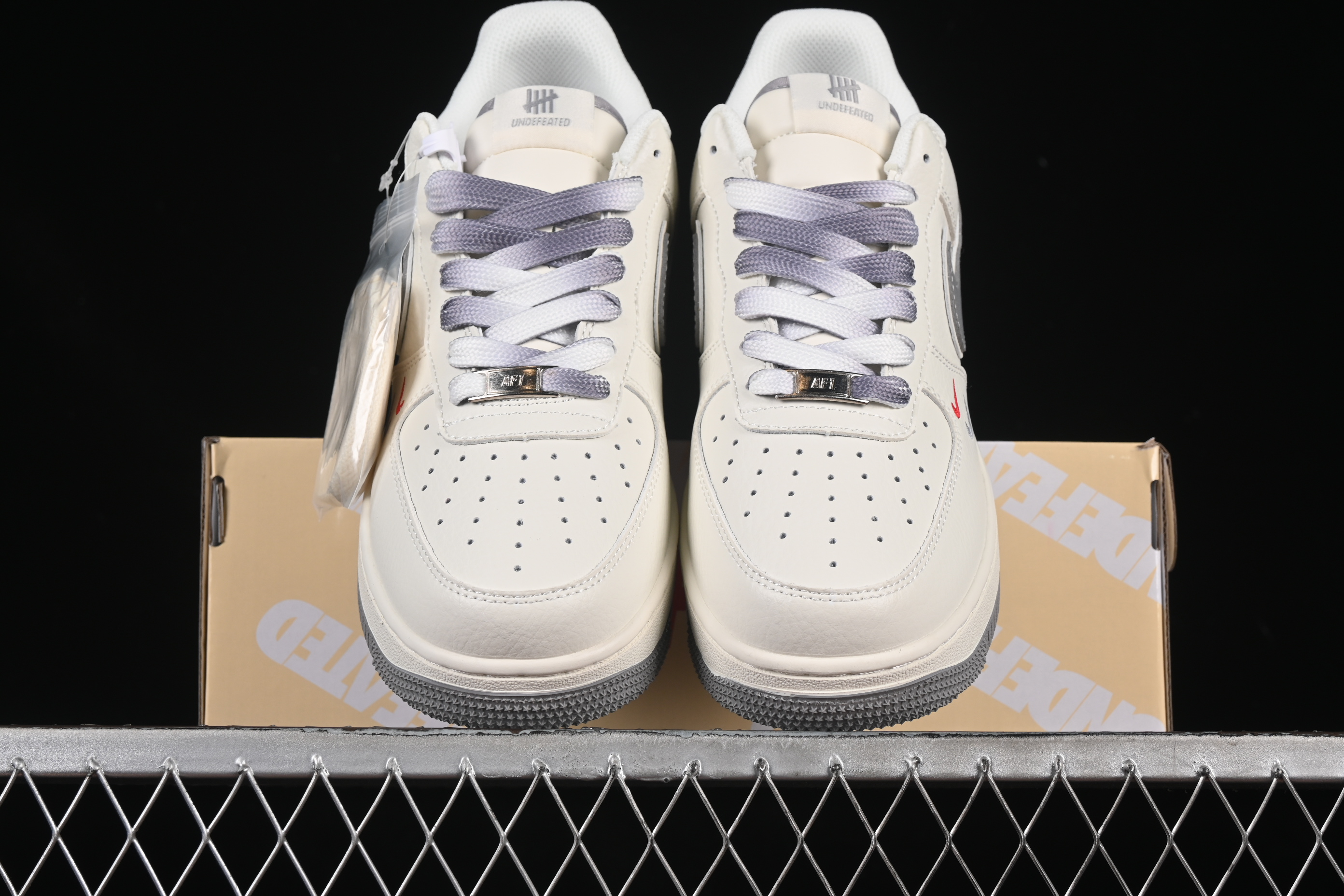 Nike Air Force 1'07 Low UN Collaboration Double Swoosh Red Label Casual Sneakers - CS5288-007