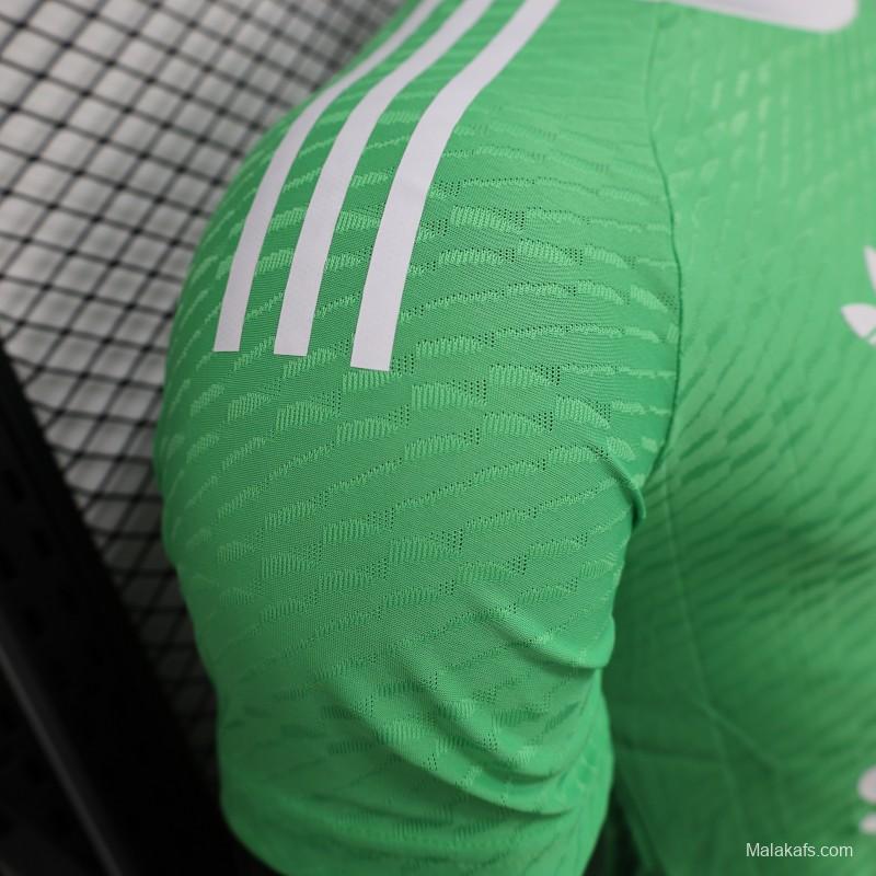 Player Version 25/26 Manchester United Green Goalkeeper Jersey