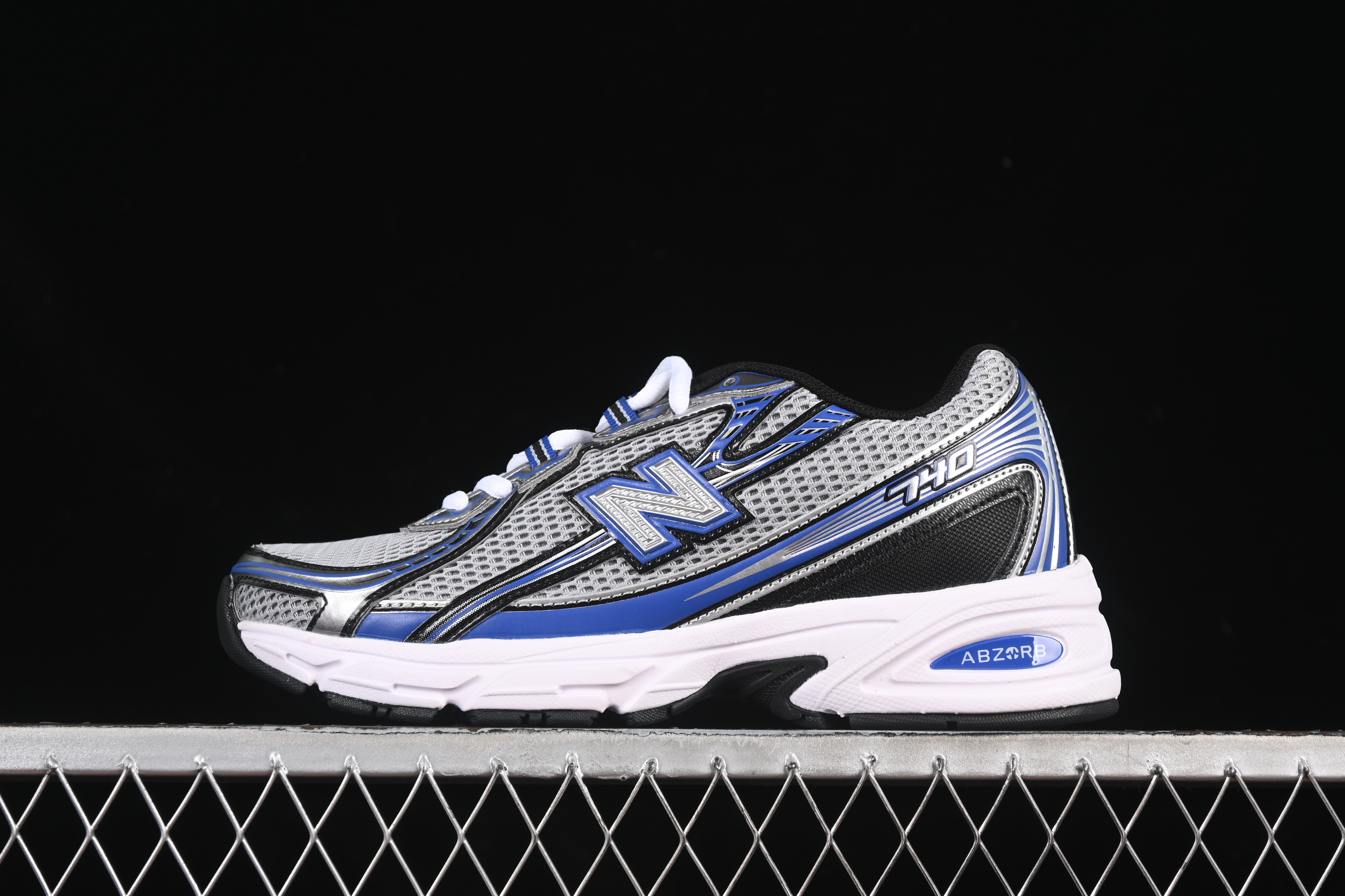New Balance 740 Series Retro Dad Style Casual Running Shoes - U740SB2