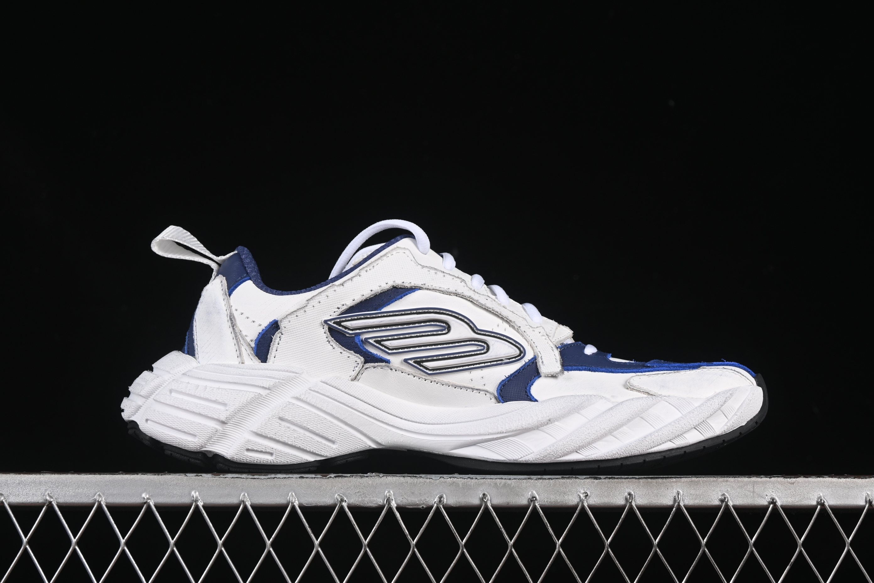 Balenciaga Monday Leather Round Toe Lace-Up Low Top Lifestyle Sneakers - WDWTS4090