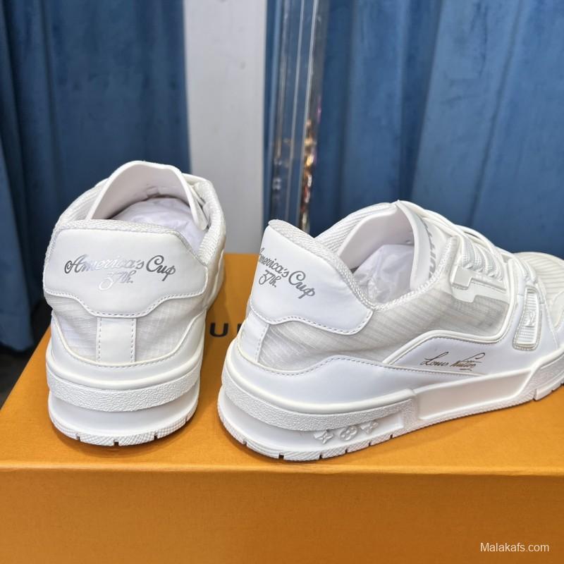 2025 Unisex Louis Vuitton White Leather Trainer