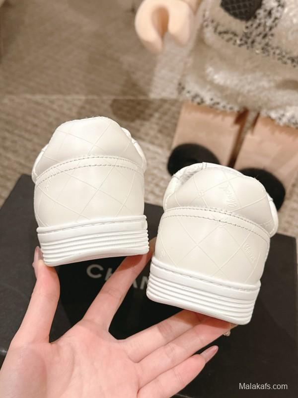 2025 Women Chanel White Leather Sneakers