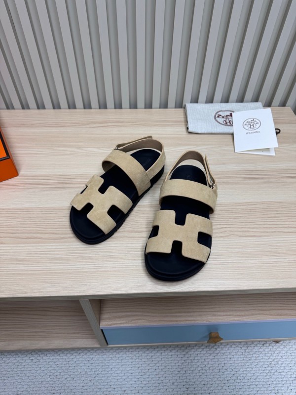 2025 Slippers Hermès Beige Black Suede Leather Sandals