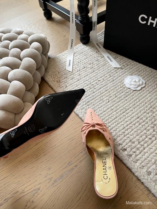 2025 Women Chanel Pink Suede Mules
