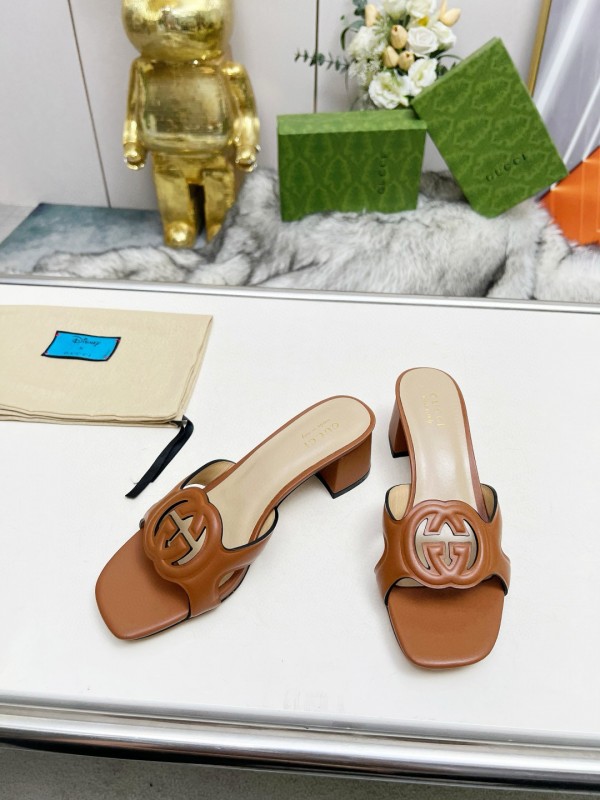 2025 Gucci Brown Leather Slippers MJ00190