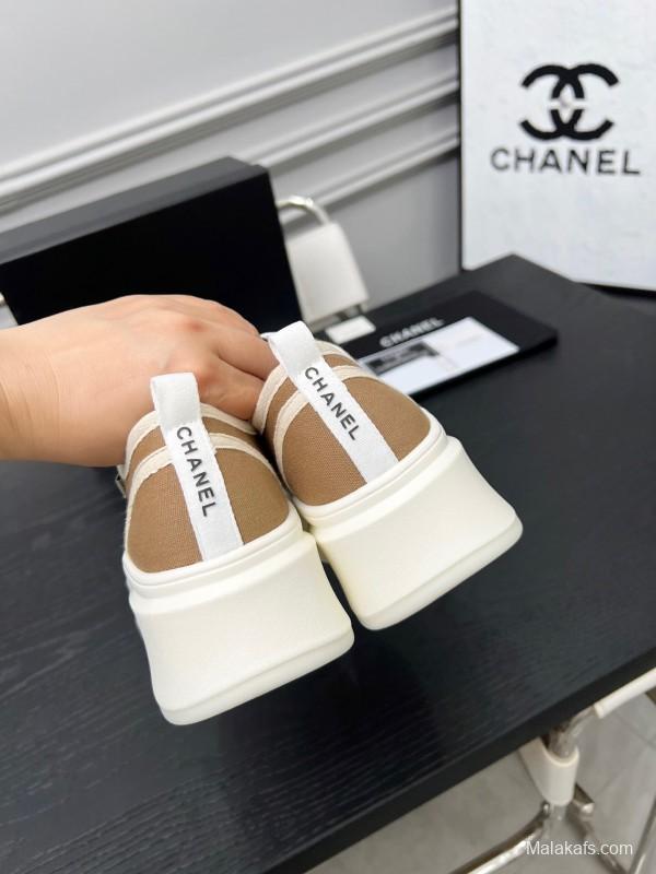 2025 Women Chanel Beige Canvas Leather Sneakers Collaboration LY00250