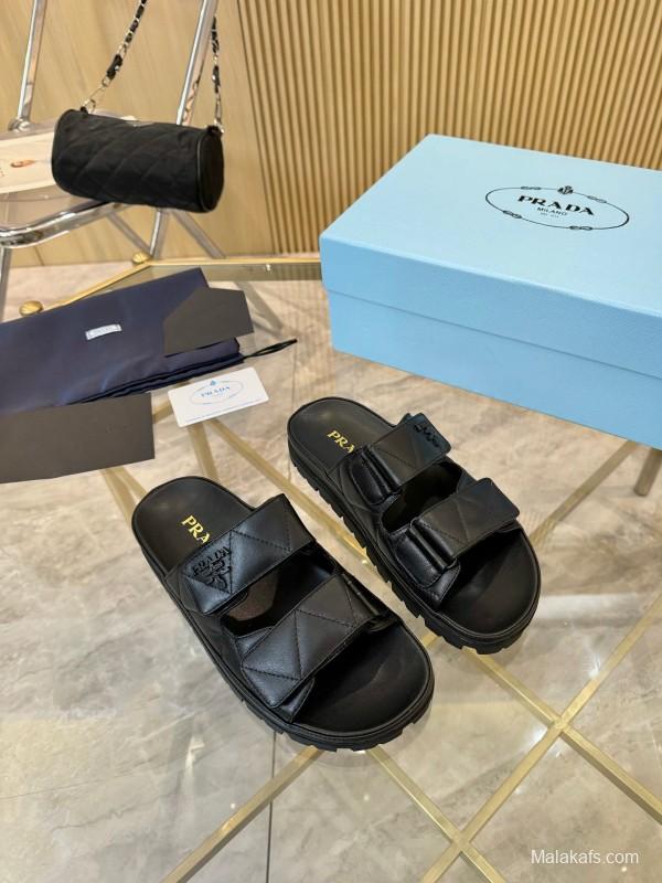 2025 Women Prada Black Leather Slippers