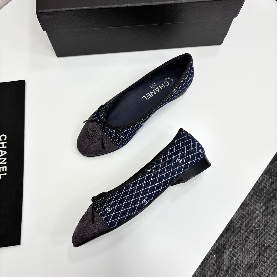 2025 Women Chanel Blue Grey Denim Textile Ballet Flat LY00360