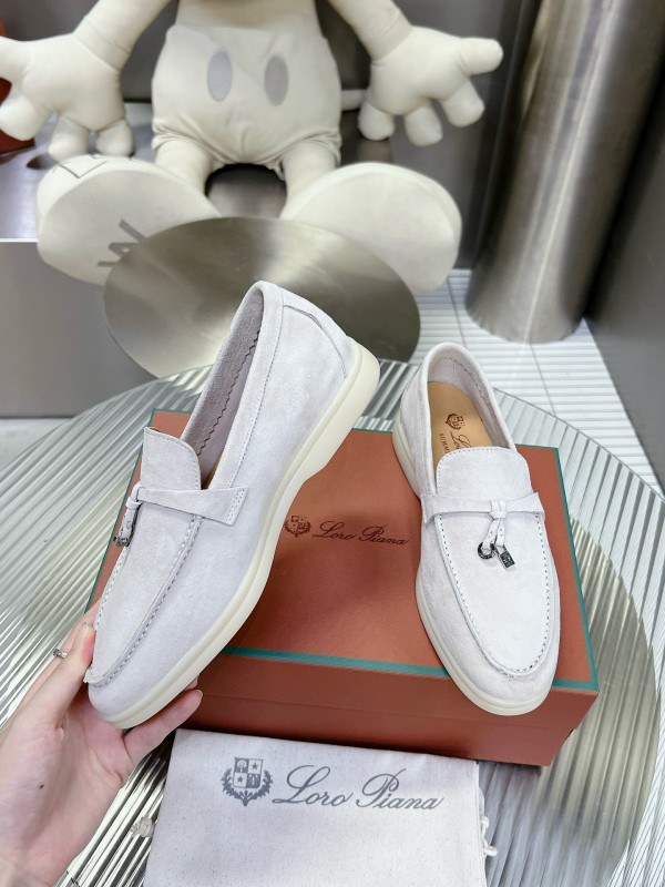 2024 Unisex Le Parmentier White Suede Loafers MJ00270