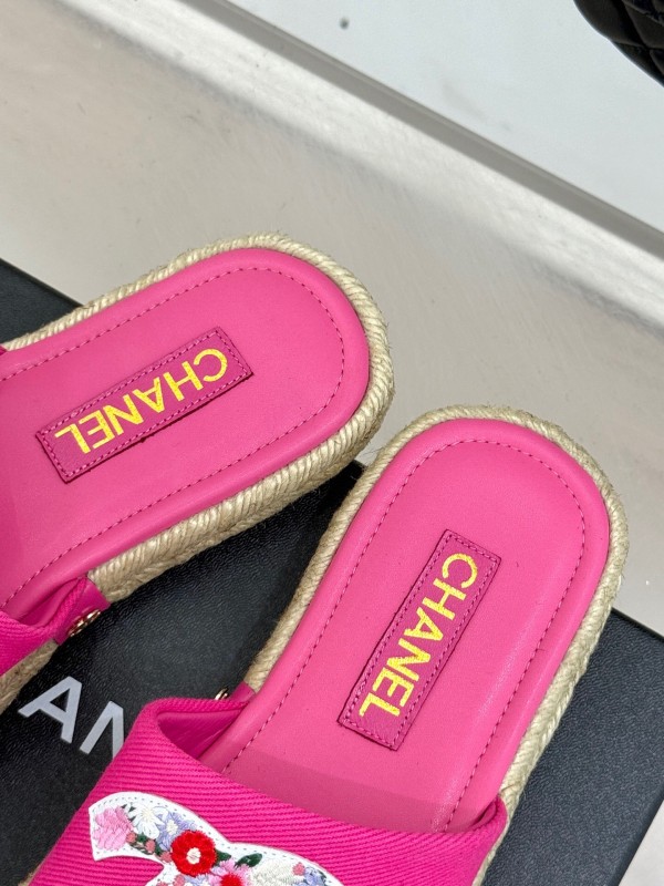 2025 Slippers Chanel Pink Canvas Espadrille Double C KFY00230