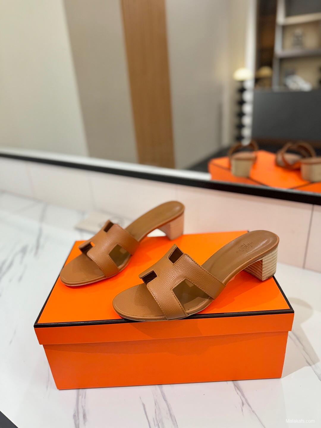 2025 Women Hermès Tan Leather Sandals