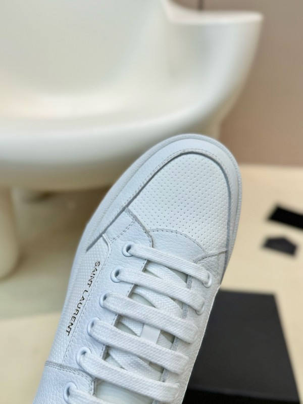 2024 Unisex Yves Saint Laurent White Silk Leather Sneakers Gold Hole Punch MJ00350