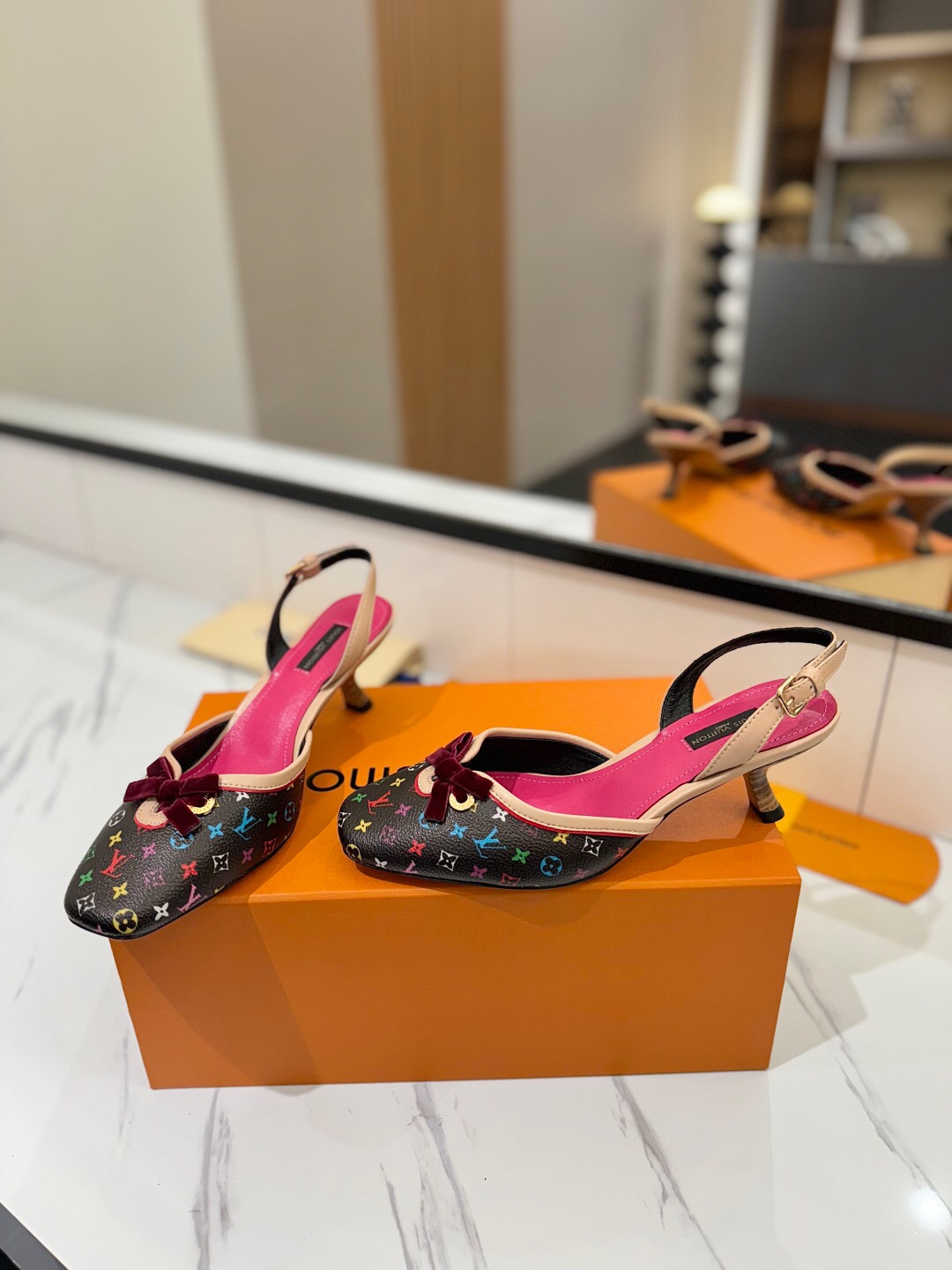 2025 Women Louis Vuitton Multicolor Black Leather Slingback Kitten Heel KFY00310