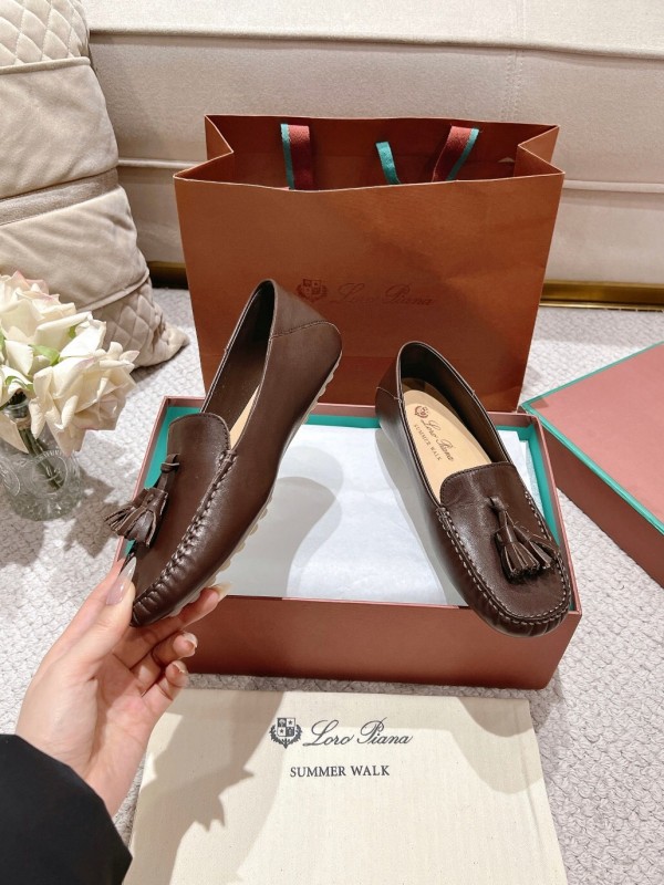 2025 Women LP Brown Leather Loafer Tassel LY00291