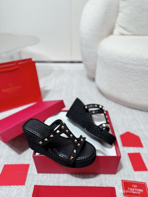 2025 Women Valentino Black Leather Wedge Sandals Studded LY00290