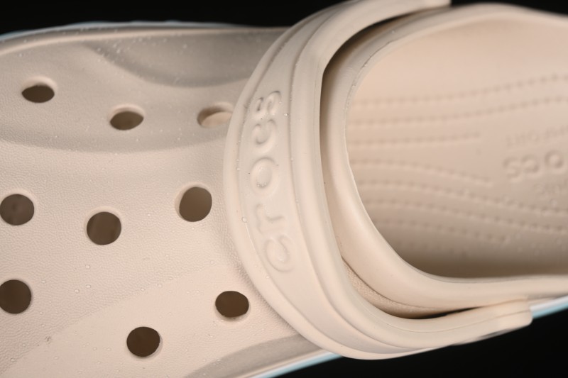 Crocs Classic Platform Clog Sandals Summer Two-Way Beach Sandals - B.D4