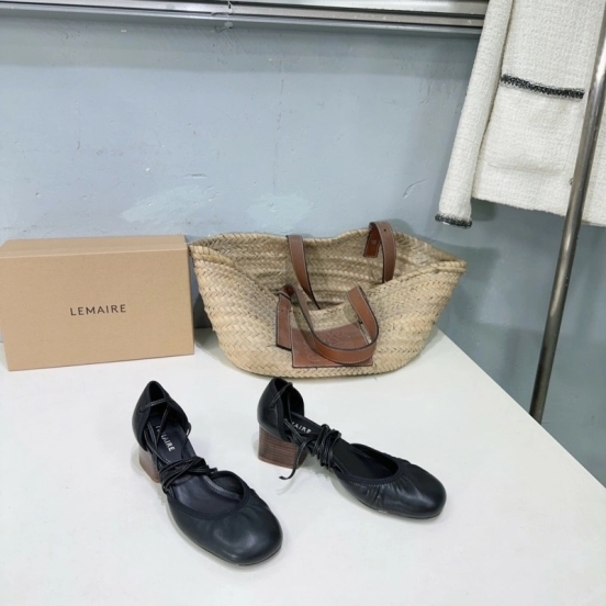 2025 Women LEMAIRE Black Leather Mary Jane Lace-up Shoes