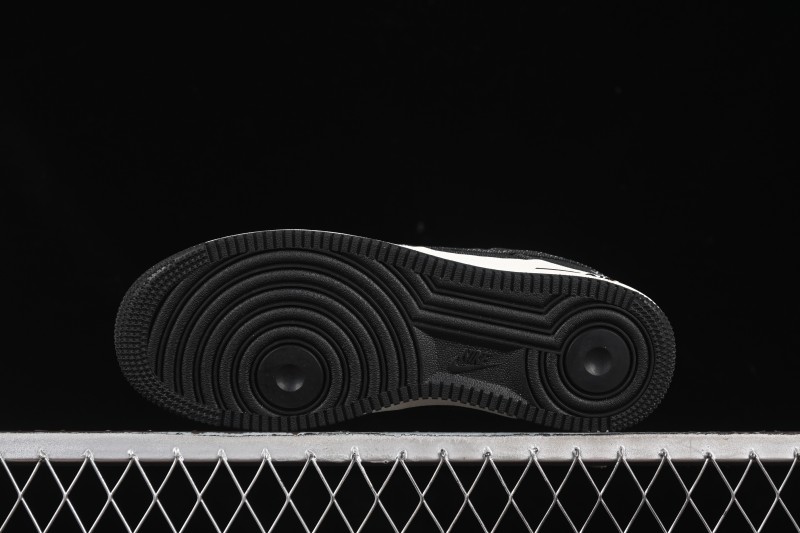 Nike Air Force 1'07 Low Stussy Collaboration Dark Grey Woven Casual Sneakers - LW9279-002