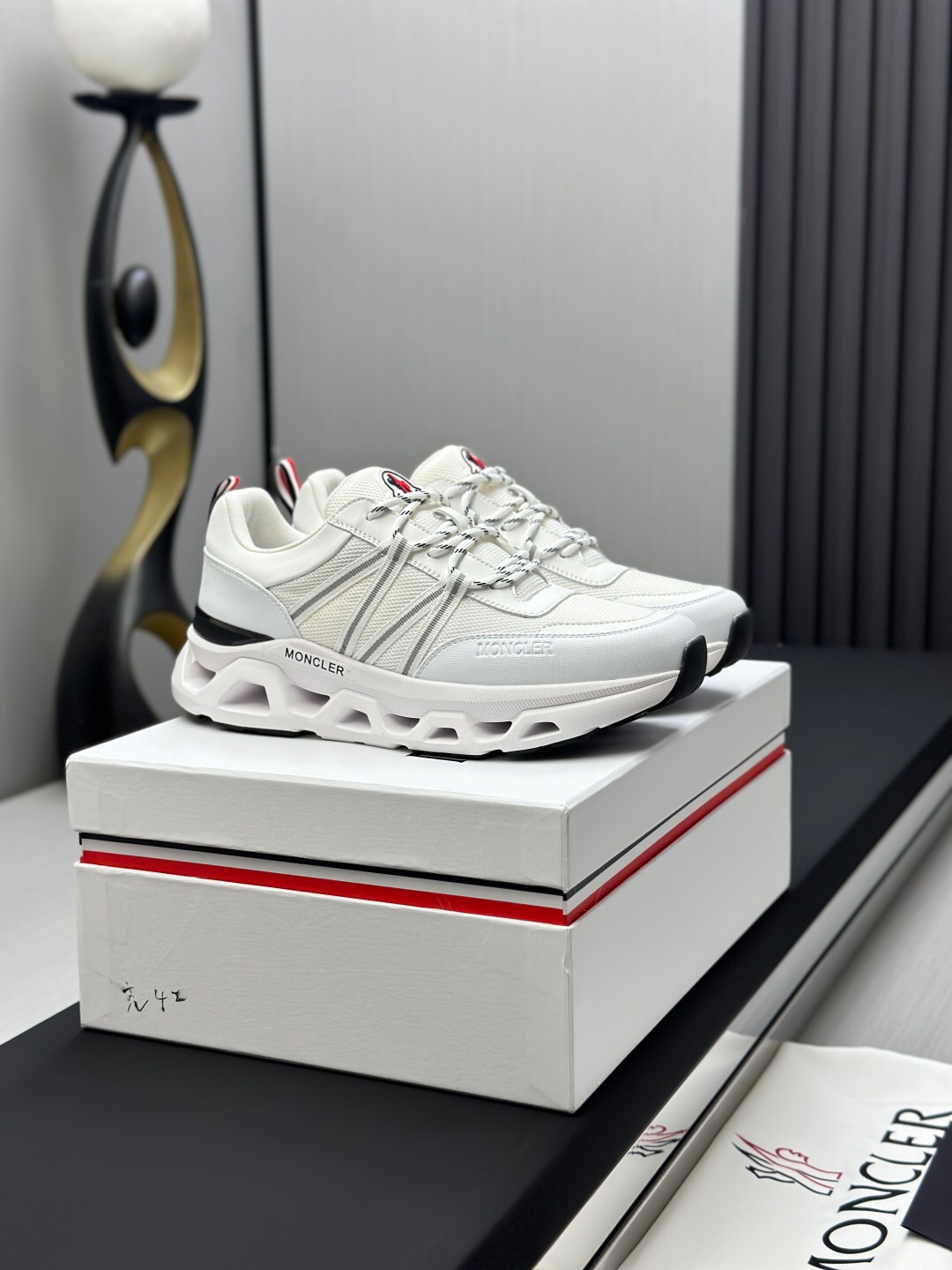 2025 Unisex Moncler White Black Synthetic Leather Outdoor Sneakers KFY00390
