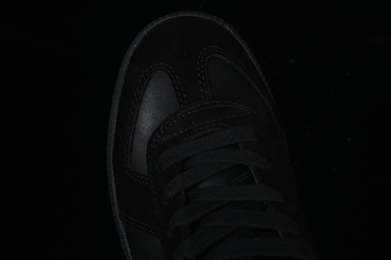 Maison Margiela Replica Calfskin Casual Sneakers - S57WS0236